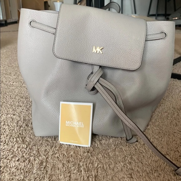 Michael Kors Junie Backpack - New - Picture 7 of 8